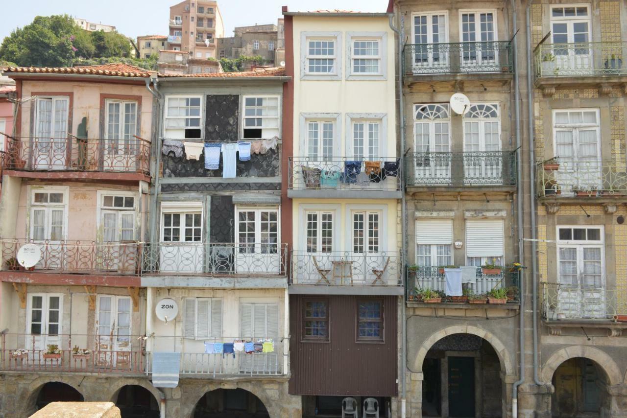 Spot Apartments Ribeira OOporto Esterno foto